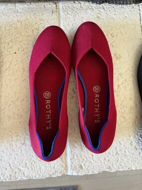 Rothy's Women's Raspberry Knit Flats